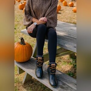 Sperry Top-Sider Saltwater Quilted Duck Boot Rain Shoes Black Leather Laces 6.5